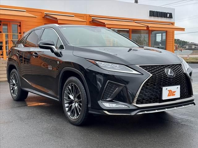 ＲＸ ＲＸ３００　Ｆスポーツ　後期　パノラマルーフ　ルーフレール　アダプティブハイビーム　純正ナビ　全周囲モニター　フルセグＴＶ　ＢＴ　レザーシート　ベンチレーション　ステアヒーター　ＨＵＤ　ＥＴＣ　ＢＳＭ　Ｐバックドア（8枚目）