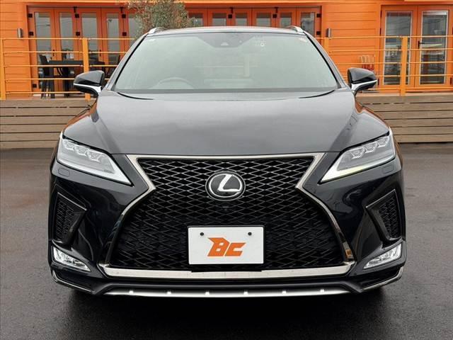 ＲＸ ＲＸ３００　Ｆスポーツ　後期　パノラマルーフ　ルーフレール　アダプティブハイビーム　純正ナビ　全周囲モニター　フルセグＴＶ　ＢＴ　レザーシート　ベンチレーション　ステアヒーター　ＨＵＤ　ＥＴＣ　ＢＳＭ　Ｐバックドア（9枚目）