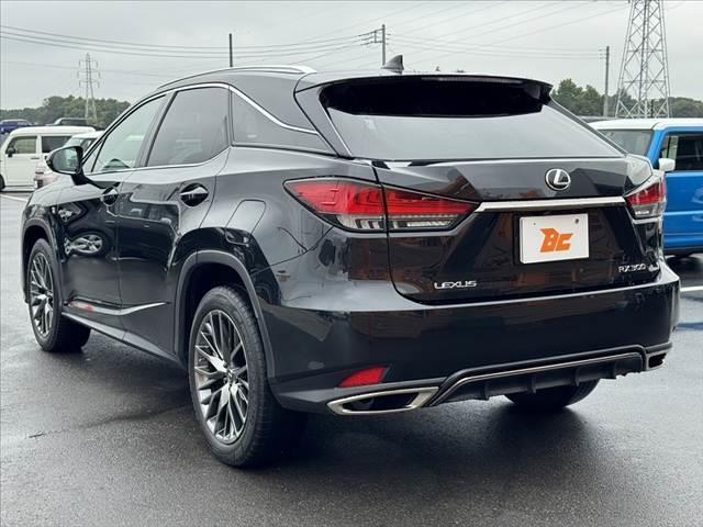 ＲＸ ＲＸ３００　Ｆスポーツ　後期　パノラマルーフ　ルーフレール　アダプティブハイビーム　純正ナビ　全周囲モニター　フルセグＴＶ　ＢＴ　レザーシート　ベンチレーション　ステアヒーター　ＨＵＤ　ＥＴＣ　ＢＳＭ　Ｐバックドア（13枚目）