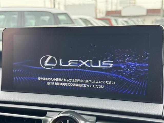 ＩＳ ＩＳ３００ｈ　Ｆスポーツ　後期　ムーンルーフ　３眼ＬＥＤヘッド　オレンジキャリパー　パノラミックビューＭ　１０．３インチナビ　フルセグ　シートヒーター　ステアヒーター　Ａライト　Ａハイビーム　ステリモ　ＡＣＣ　パワーシート（3枚目）