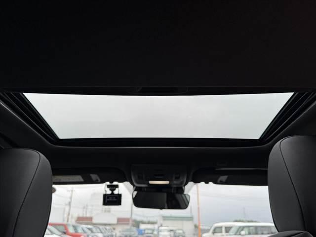 ＩＳ ＩＳ３００ｈ　Ｆスポーツ　後期　ムーンルーフ　３眼ＬＥＤヘッド　オレンジキャリパー　パノラミックビューＭ　１０．３インチナビ　フルセグ　シートヒーター　ステアヒーター　Ａライト　Ａハイビーム　ステリモ　ＡＣＣ　パワーシート（5枚目）