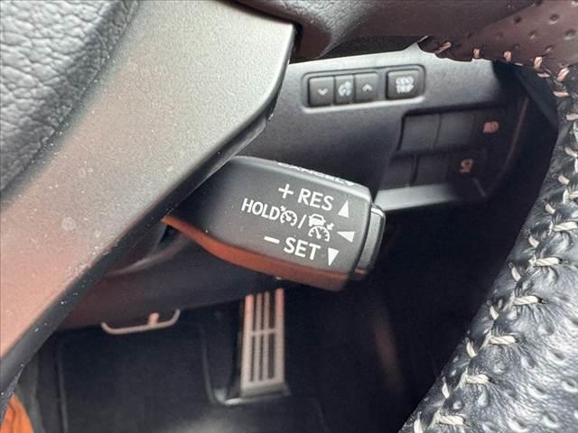 ＩＳ ＩＳ３００ｈ　Ｆスポーツ　後期　ムーンルーフ　３眼ＬＥＤヘッド　オレンジキャリパー　パノラミックビューＭ　１０．３インチナビ　フルセグ　シートヒーター　ステアヒーター　Ａライト　Ａハイビーム　ステリモ　ＡＣＣ　パワーシート（26枚目）