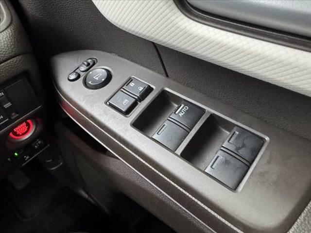 Ｎ－ＢＯＸ 　後期　ホンダセンシング　ＡＣＣ　誤発進抑制　Ａハイビーム　ＬＥＤヘッド　Ａライト　ナビ　Ｂカメラ　ＢＴ　ステリモ　電スラ　スマートキー　シートヒーター　Ｒサンシェード　アームレスト　シートリフター（23枚目）