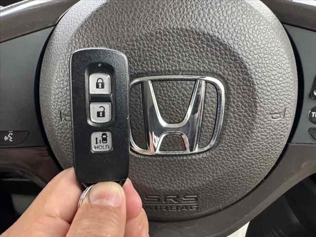 Ｎ－ＢＯＸ 　後期　ホンダセンシング　ＡＣＣ　誤発進抑制　Ａハイビーム　ＬＥＤヘッド　Ａライト　ナビ　Ｂカメラ　ＢＴ　ステリモ　電スラ　スマートキー　シートヒーター　Ｒサンシェード　アームレスト　シートリフター（7枚目）
