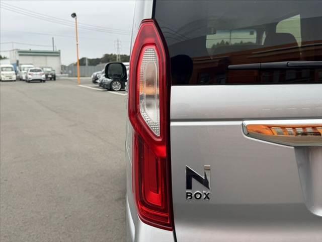 Ｎ－ＢＯＸ 　後期　ホンダセンシング　ＡＣＣ　誤発進抑制　Ａハイビーム　ＬＥＤヘッド　Ａライト　ナビ　Ｂカメラ　ＢＴ　ステリモ　電スラ　スマートキー　シートヒーター　Ｒサンシェード　アームレスト　シートリフター（35枚目）
