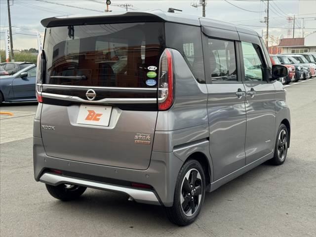 ルークス ハイウェイスター X プロパイロットエディション プロパイロット アラウンドビューモニター 両電スラ LEDヘッド オートブレーキホールド スマートキー コーナーセンサー ステリモ Aライト Aストップ 電格ミラー マットバイザ 純正14インチAW(15枚目)