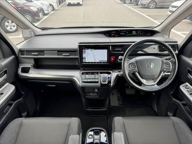 ステップワゴンスパーダ e:HEVスパーダ G ホンダセンシング ホンダセンシング 純正9型ナビ Bカメ BT ETC フルセグTV 両電スラ ACC Aブレーキホールド スマートキー ステリモ Aライト LEDヘッド/フォグ スマートキー マットバイザー(2枚目)