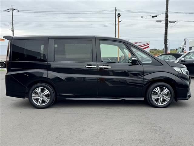 ステップワゴンスパーダ e:HEVスパーダ G ホンダセンシング ホンダセンシング 純正9型ナビ Bカメ BT ETC フルセグTV 両電スラ ACC Aブレーキホールド スマートキー ステリモ Aライト LEDヘッド/フォグ スマートキー マットバイザー(12枚目)