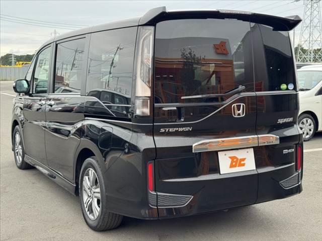 ステップワゴンスパーダ e:HEVスパーダ G ホンダセンシング ホンダセンシング 純正9型ナビ Bカメ BT ETC フルセグTV 両電スラ ACC Aブレーキホールド スマートキー ステリモ Aライト LEDヘッド/フォグ スマートキー マットバイザー(13枚目)