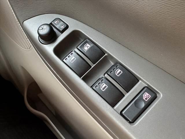 タント Ｇ　ＳＡＩＩ　スマートアシスト２　両電スラ　純ナビ　Ｂカメ　ＥＴＣ　Ａストップ　Ａライト　コーナーセンサー　チルトステア　シートリフター　スマートキー　ステリモ　光軸レベライザー　マットバイザー　純正１４インチＡＷ（25枚目）