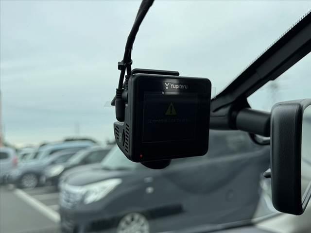 ノート X 純正ナビ フルセグTV Bカメラ BT Aストップ レベライザー 電格ミラー インテリキー チルトステア シートリフター ETC ドラレコ 12Vソケット バニティミラー イモビ マットバイザー(6枚目)