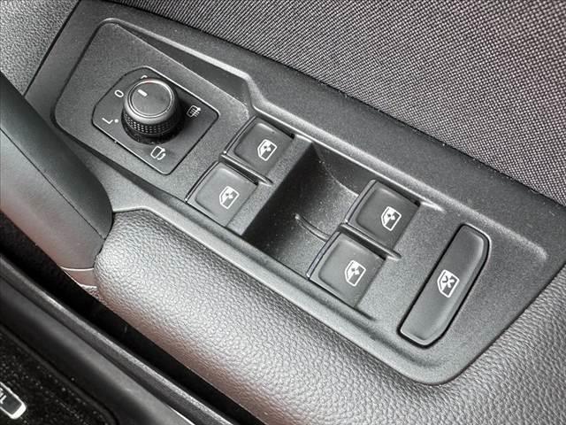 VOLKSWAGEN TIGUAN TSI ELEGANCE