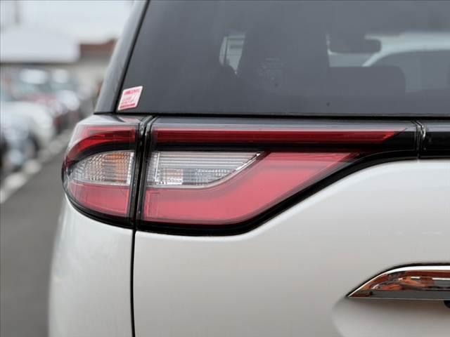 エスティマ アエラスプレミアム★後期★純9型ナビ★両電スラ★BT(35枚目)