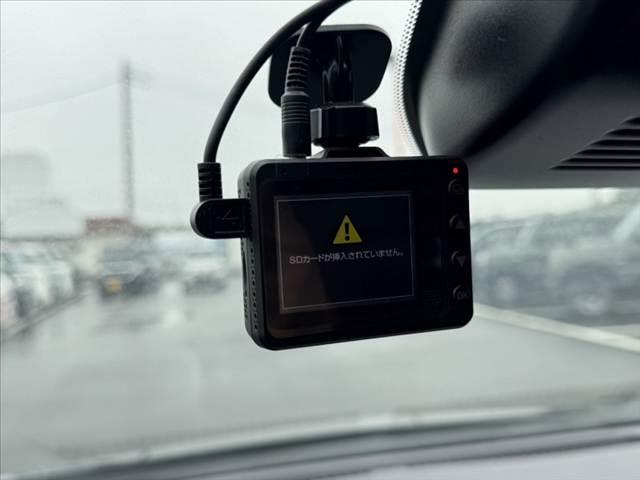 オーラ ニスモ ネクトナビシステム 2トーン 9インチディスプレイ プロパイロット アラビュー インテリジェントRミラー フルセグ BT LEDヘッド Aライト シートヒーター ステアヒーター 純正17AW(5枚目)