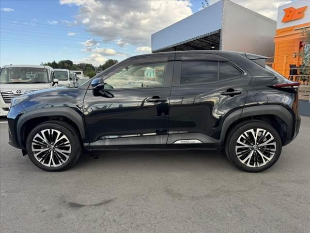 ヤリスクロス Z 禁煙 セーフティセンス 純正8型ナビ 全周囲カメラ ACC HUD BSM シートヒーター ホールド LEDヘッド Aライト Aハイビーム BT ETCドラレコ 12Vソケット 純正18インチAW(11枚目)