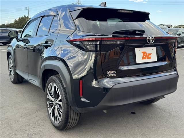 ヤリスクロス Z 禁煙 セーフティセンス 純正8型ナビ 全周囲カメラ ACC HUD BSM シートヒーター ホールド LEDヘッド Aライト Aハイビーム BT ETCドラレコ 12Vソケット 純正18インチAW(12枚目)