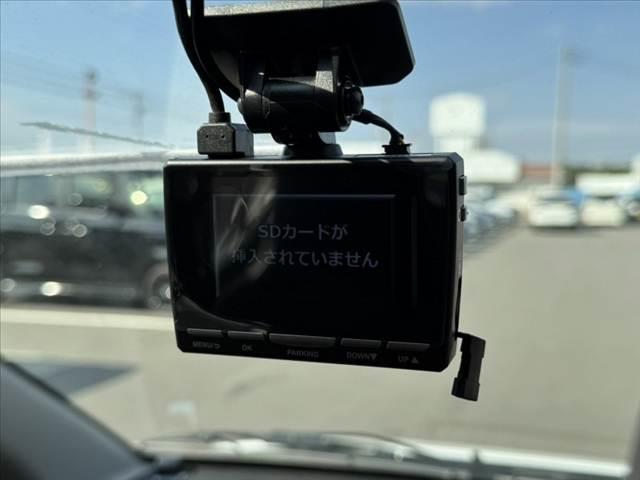 アルト Ｌ　禁煙　スマートアシスト　純正８型ナビ　純正１０型フリップ　ＢＴ　Ｂカメラ　フルセグＴＶ　Ａライト　ＬＥＤヘッド　横滑り防止　Ｐスタート　後席サンシェード　電格ミラー　電スラ　純正１４インチＡＷ（6枚目）