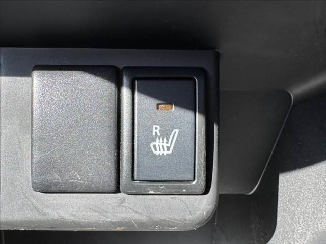 アルト Ｌ　禁煙　スマートアシスト　純正８型ナビ　純正１０型フリップ　ＢＴ　Ｂカメラ　フルセグＴＶ　Ａライト　ＬＥＤヘッド　横滑り防止　Ｐスタート　後席サンシェード　電格ミラー　電スラ　純正１４インチＡＷ（30枚目）