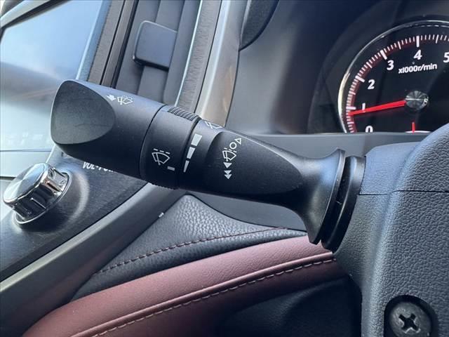 クラウン アスリートS 禁煙 純正8型ナビ スーパーライブサウンド クルコン BT Bカメ フルセグTV ETC パワーシート HIDヘッド Aライト プッシュスタート ステリモ 電格ミラー 横滑り防止 純正17インチAW(28枚目)