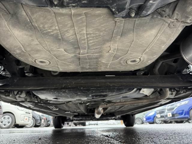 ソリオ G デュアルカメラブレーキサポート Pスタート 車線逸脱 衝突軽減ブレーキ 横滑り防止 コーナーセンサー オートライト アームレスト レベライザー チルトステア 電格ミラー バニティミラー ISOFIX(45枚目)