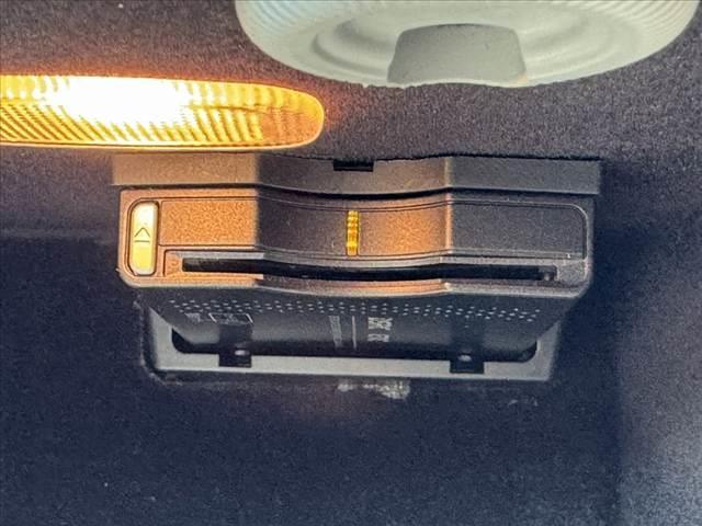 Cクラス C200AVG★後期★禁煙★本革シート★純ナビ★(5枚目)