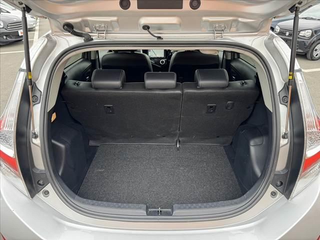 アクア Gソフトレザーセレクション 後期 LEDヘッドランプPKG セーフティセンスC 純9型ナビ フルセグ BT Bカメ 合皮シート スマートキー ETC ステリモ Aライト シートリフター 電格ミラー マット バイザー 純15AW(18枚目)