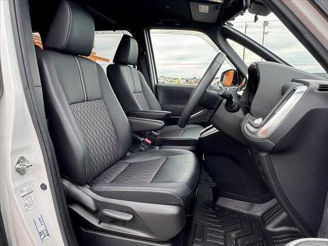 ノア ＳＺ★禁煙★純１０型ナビ★純１４型フリップ★ＢＳＭ★（16枚目）