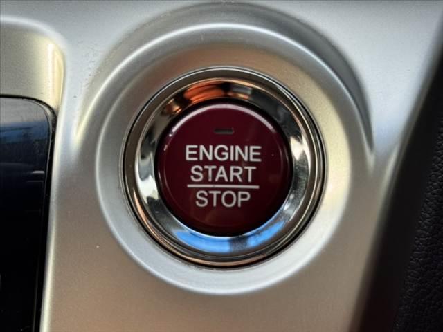 仕入れに特化したお店です。『予約制』とさせていただき、他のお客様を気にせずにおくつろぎ下さい。