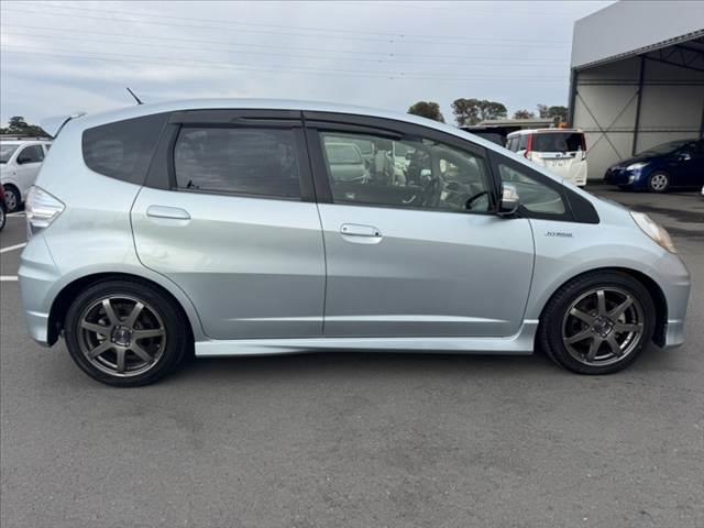 フィットハイブリッド ハイブリッド　ＲＳ★９インチ純正ナビ★前席レカロシート★（12枚目）