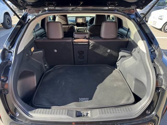 ヤリスクロス ハイブリッドZ★禁煙★純正8型ナビ★パノラマM★(19枚目)