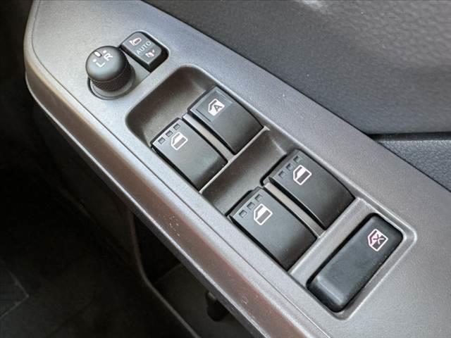 ルーミー Ｇ★禁煙★後期★純正ナビ★Ｂカメラ★ＢＴ★（25枚目）