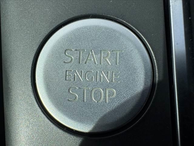 A3セダン TFSIシリンダーオンデマンド★MMIナビPKG★コンビニエ(5枚目)