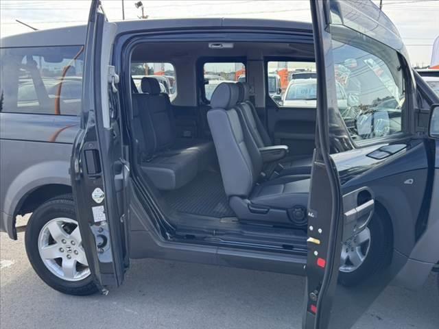 エレメント ベース★禁煙★社外9型ナビ★Bカメ★BT★ETC★(32枚目)