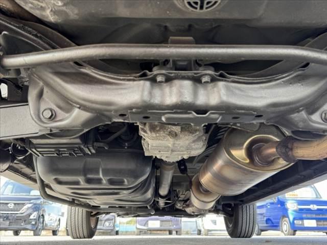 エレメント ベース★禁煙★社外9型ナビ★Bカメ★BT★ETC★(45枚目)