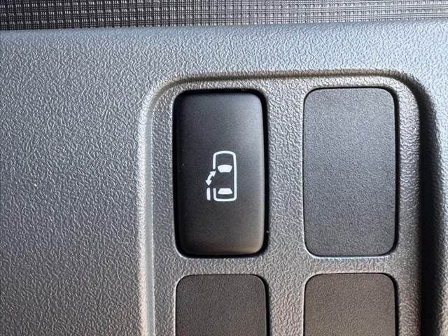 タント カスタムXリミテッド 禁煙 電動スライドドア ドライブレコーダー CD再生可 電動格納ミラー ミラーウインカー ドアバイザー HIDヘッドライト イモビライザー セキュリティアラーム バニティミラー 純正14インチAW(6枚目)