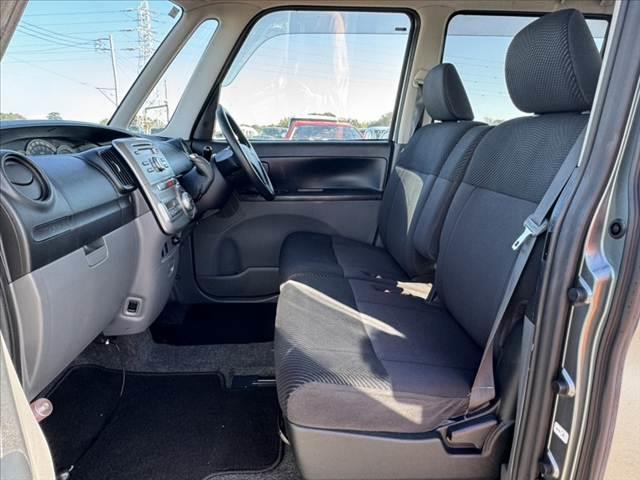 タント カスタムXリミテッド 禁煙 電動スライドドア ドライブレコーダー CD再生可 電動格納ミラー ミラーウインカー ドアバイザー HIDヘッドライト イモビライザー セキュリティアラーム バニティミラー 純正14インチAW(17枚目)