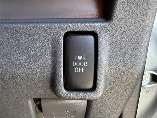 タント カスタムXリミテッド 禁煙 電動スライドドア ドライブレコーダー CD再生可 電動格納ミラー ミラーウインカー ドアバイザー HIDヘッドライト イモビライザー セキュリティアラーム バニティミラー 純正14インチAW(23枚目)