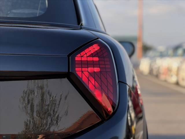 MINI クーパーC★クラシックトリム★ステアヒーター★ACC★HUD(36枚目)