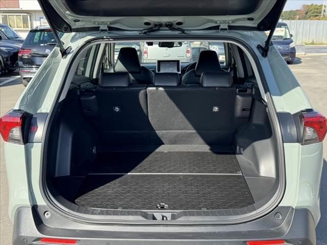 ＲＡＶ４ アドベンチャー　禁煙　パノラマルーフ　パノラマビューＭ　純正９型ＤＡ　セーフティセンス　ＢＳＭ　シートヒーター／ベンチレーション　Ｐシート　ステアヒーター　ＡＣＣ　ＥＴＣ　ＬＥＤヘッド　Ａライト　純正１９インチＡＷ（19枚目）