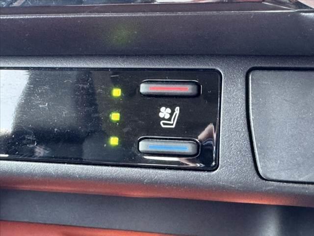 ＲＡＶ４ アドベンチャー　禁煙　パノラマルーフ　パノラマビューＭ　純正９型ＤＡ　セーフティセンス　ＢＳＭ　シートヒーター／ベンチレーション　Ｐシート　ステアヒーター　ＡＣＣ　ＥＴＣ　ＬＥＤヘッド　Ａライト　純正１９インチＡＷ（29枚目）