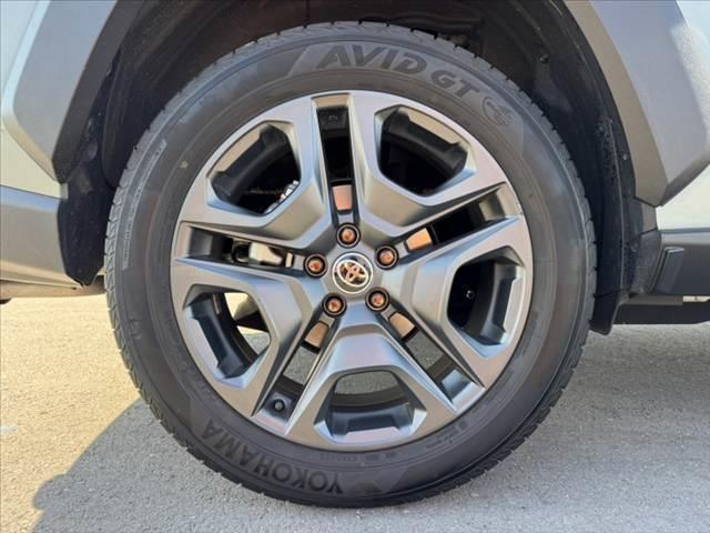 ＲＡＶ４ アドベンチャー　禁煙　パノラマルーフ　パノラマビューＭ　純正９型ＤＡ　セーフティセンス　ＢＳＭ　シートヒーター／ベンチレーション　Ｐシート　ステアヒーター　ＡＣＣ　ＥＴＣ　ＬＥＤヘッド　Ａライト　純正１９インチＡＷ（37枚目）