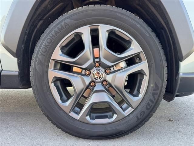 ＲＡＶ４ アドベンチャー　禁煙　パノラマルーフ　パノラマビューＭ　純正９型ＤＡ　セーフティセンス　ＢＳＭ　シートヒーター／ベンチレーション　Ｐシート　ステアヒーター　ＡＣＣ　ＥＴＣ　ＬＥＤヘッド　Ａライト　純正１９インチＡＷ（39枚目）