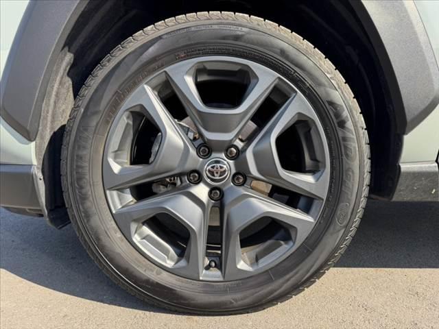 ＲＡＶ４ アドベンチャー　禁煙　パノラマルーフ　パノラマビューＭ　純正９型ＤＡ　セーフティセンス　ＢＳＭ　シートヒーター／ベンチレーション　Ｐシート　ステアヒーター　ＡＣＣ　ＥＴＣ　ＬＥＤヘッド　Ａライト　純正１９インチＡＷ（41枚目）