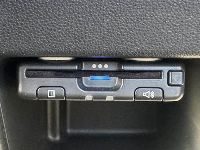 ムーヴキャンバス Ｘ　ＳＡＩＩＩ　後期　禁煙　車検整備付　スマアシ３　社外１０型ＤＡ　ＢＴ　Ｂカメ　ＥＴＣ　両電スラ　Ａライト　Ａハイビーム　光軸レベライザー　横滑り防止　電格ミラー　１２Ｖソケット　マットバイザー　スマートキー（6枚目）