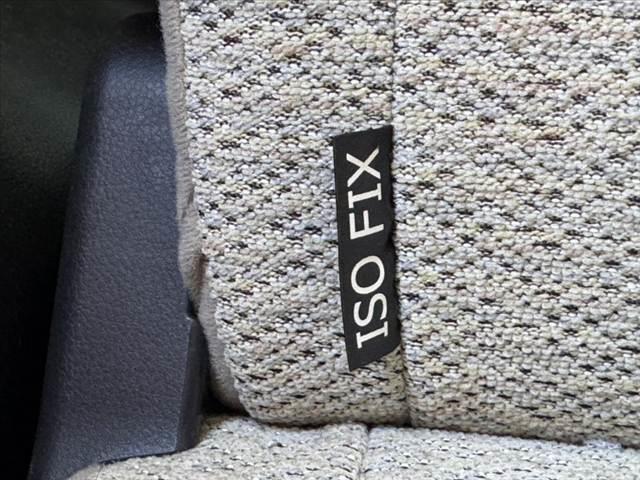 ムーヴキャンバス Ｘ　ＳＡＩＩＩ　禁煙　スマアシ３　純ナビ　Ｂカメラ　ＢＴ　ＥＴＣ　ドラレコ　Ａハイビーム　Ａストップ　Ｐスタート　ドラレコ　横滑り防止　レベライザー　１２Ｖソケット　電格ミラー　アームレスト　バニティミラー　マット（32枚目）