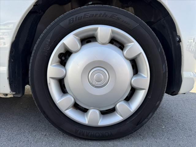 ムーヴキャンバス Ｘ　ＳＡＩＩＩ　禁煙　スマアシ３　純ナビ　Ｂカメラ　ＢＴ　ＥＴＣ　ドラレコ　Ａハイビーム　Ａストップ　Ｐスタート　ドラレコ　横滑り防止　レベライザー　１２Ｖソケット　電格ミラー　アームレスト　バニティミラー　マット（39枚目）