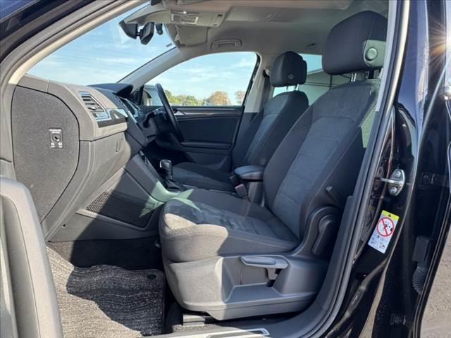 納車整備ついても第三者機関の指定工場で分解記録（法定整備）を実施し、車検を基準に不具合箇所、消耗部品は改善して納車させていただきます。