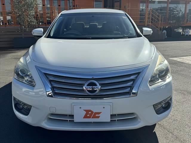 ティアナ ＸＬ　禁煙　コネクトナビ　クルコン　アラウンドビューＭ　フルセグＴＶ　ＢＴ　ＥＴＣ　ステリモ　ＨＩＤヘッド　Ａライト　横滑り防止　パワーシート　電格ミラー　１２Ｖソケット　スマートキー　純正１６インチＡＷ（9枚目）