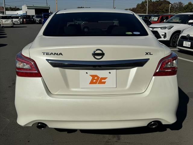 ティアナ ＸＬ　禁煙　コネクトナビ　クルコン　アラウンドビューＭ　フルセグＴＶ　ＢＴ　ＥＴＣ　ステリモ　ＨＩＤヘッド　Ａライト　横滑り防止　パワーシート　電格ミラー　１２Ｖソケット　スマートキー　純正１６インチＡＷ（14枚目）