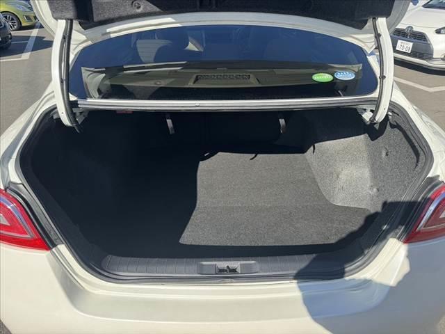 ティアナ ＸＬ　禁煙　コネクトナビ　クルコン　アラウンドビューＭ　フルセグＴＶ　ＢＴ　ＥＴＣ　ステリモ　ＨＩＤヘッド　Ａライト　横滑り防止　パワーシート　電格ミラー　１２Ｖソケット　スマートキー　純正１６インチＡＷ（19枚目）